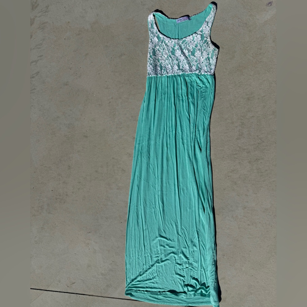 Modern Vintage Mint Green Maxi Dress with White Lace Bodice